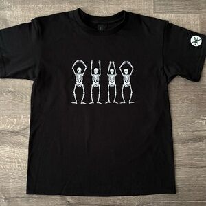 ⭕️🏈🏟  O-H-I-O Skeletons Halloween OSU Kids T- shirt